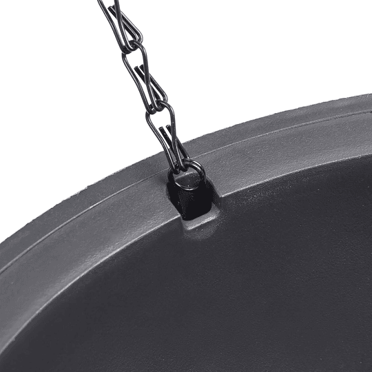 Vaso suspenso com 3 correntes; 100% material reciclado; 35 x 35 x 22 cm; capacidade 8,6 l; corpo vime