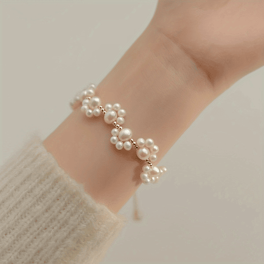 1pc Elegante Branco Falso Pérolas Contas Pulseira Frisada Simples Liga De Zinco Luxo Versátil Mão Decoração